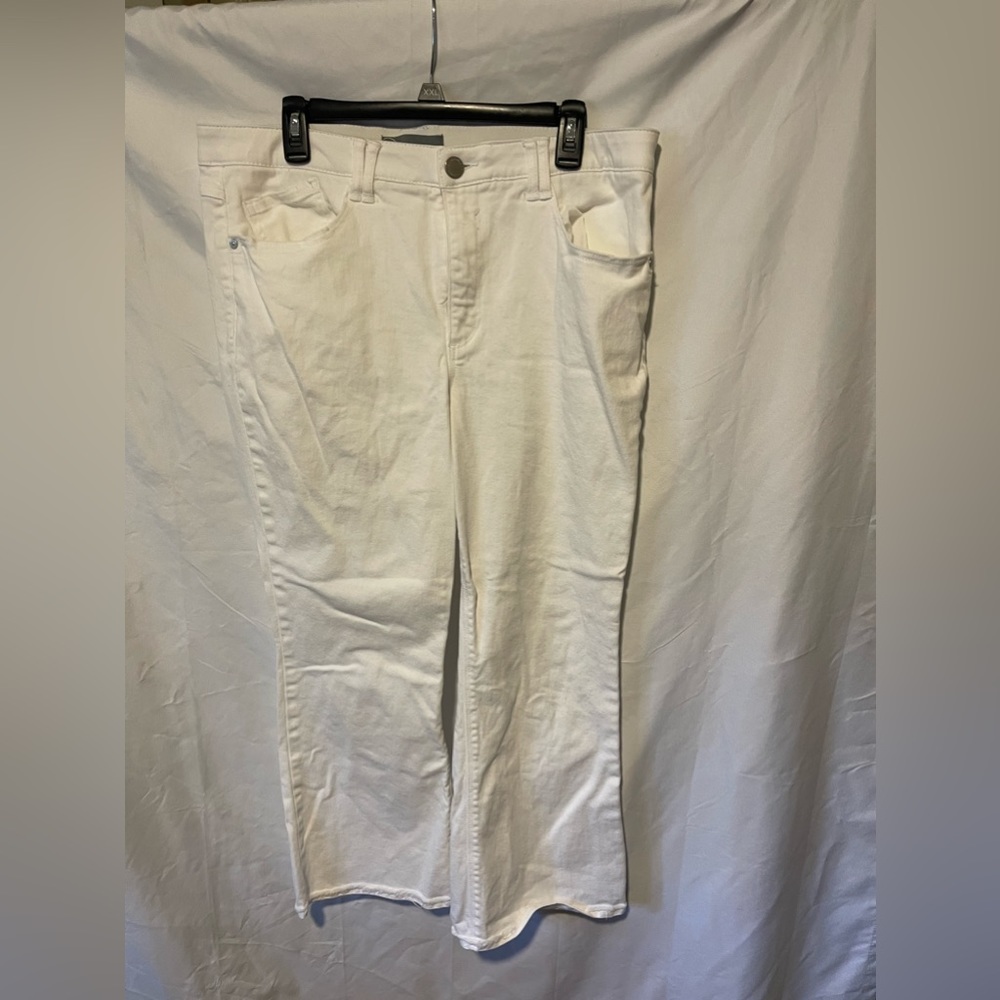 #57 Wit & Wisdom White High Rise Wide Leg Flare Raw Hem Jeans